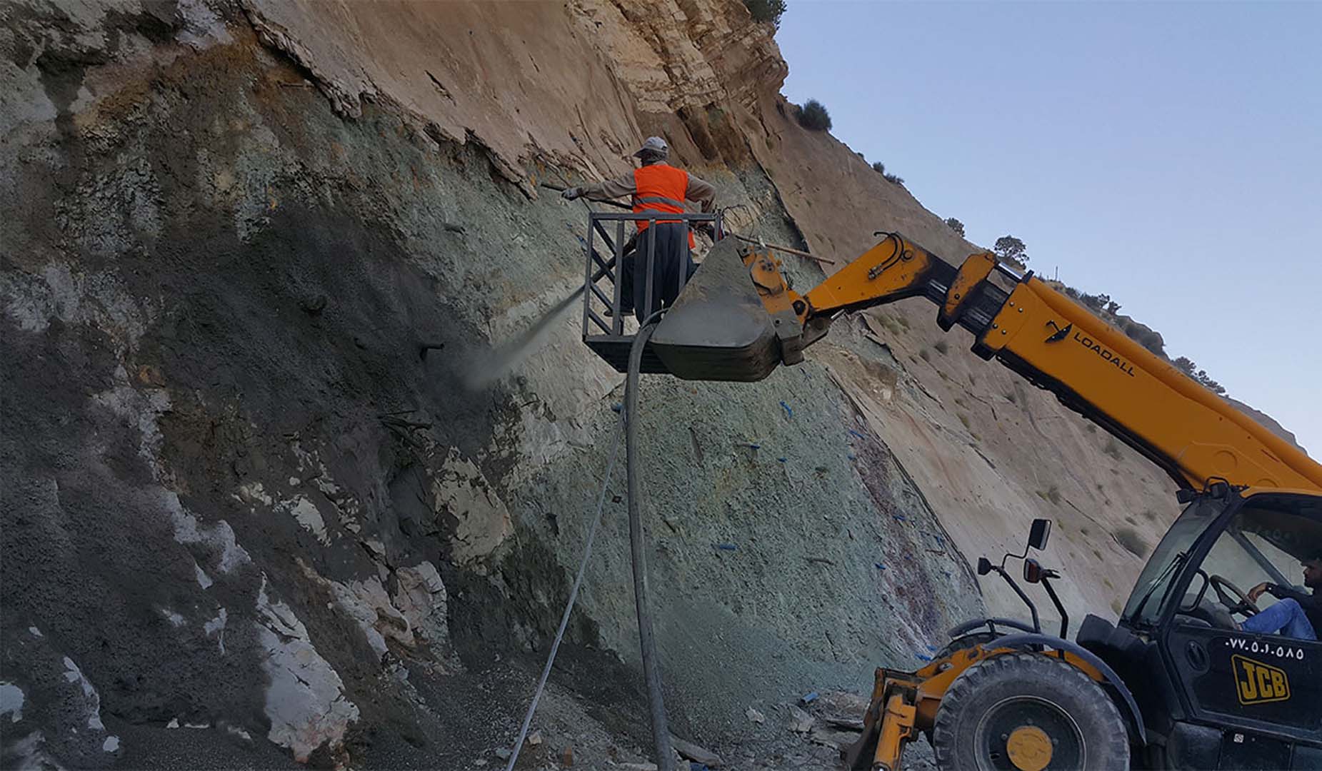 ئەنجامدانى شۆتکریت بۆ بەنداوى دەربەندیخان
