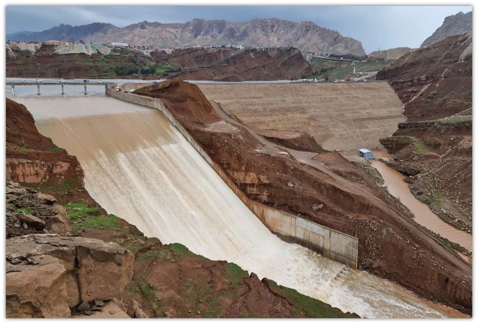 پرۆژەى دروست کردنى بەنداوى دێوانە
